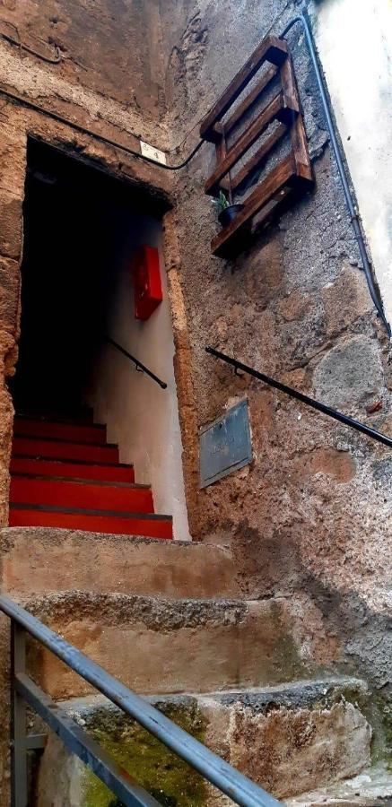 Апартаменты Borgo Vecchio Carbognano Экстерьер фото