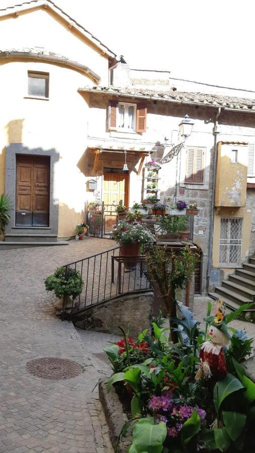 Апартаменты Borgo Vecchio Carbognano Экстерьер фото